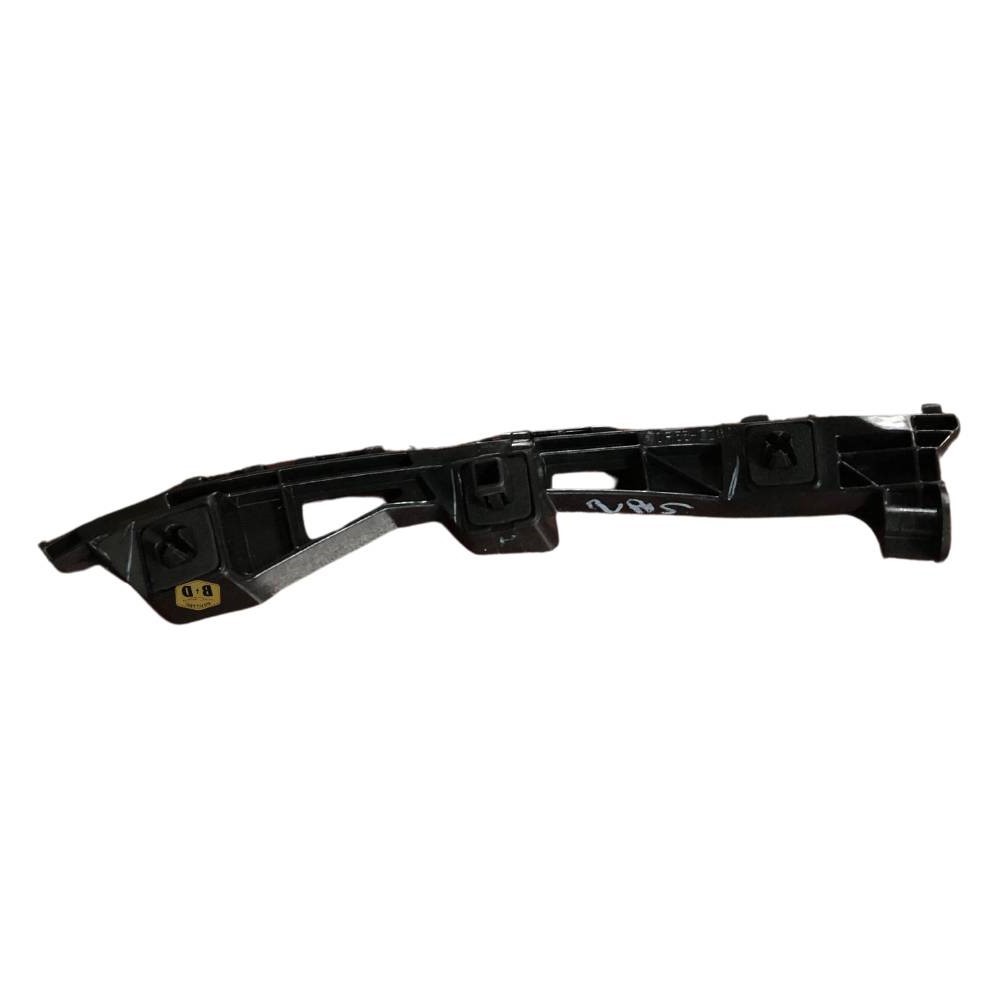 BD10668.jpg Suzuki Swift L/R Bumper Bracket 18- (OEM) - Image 1